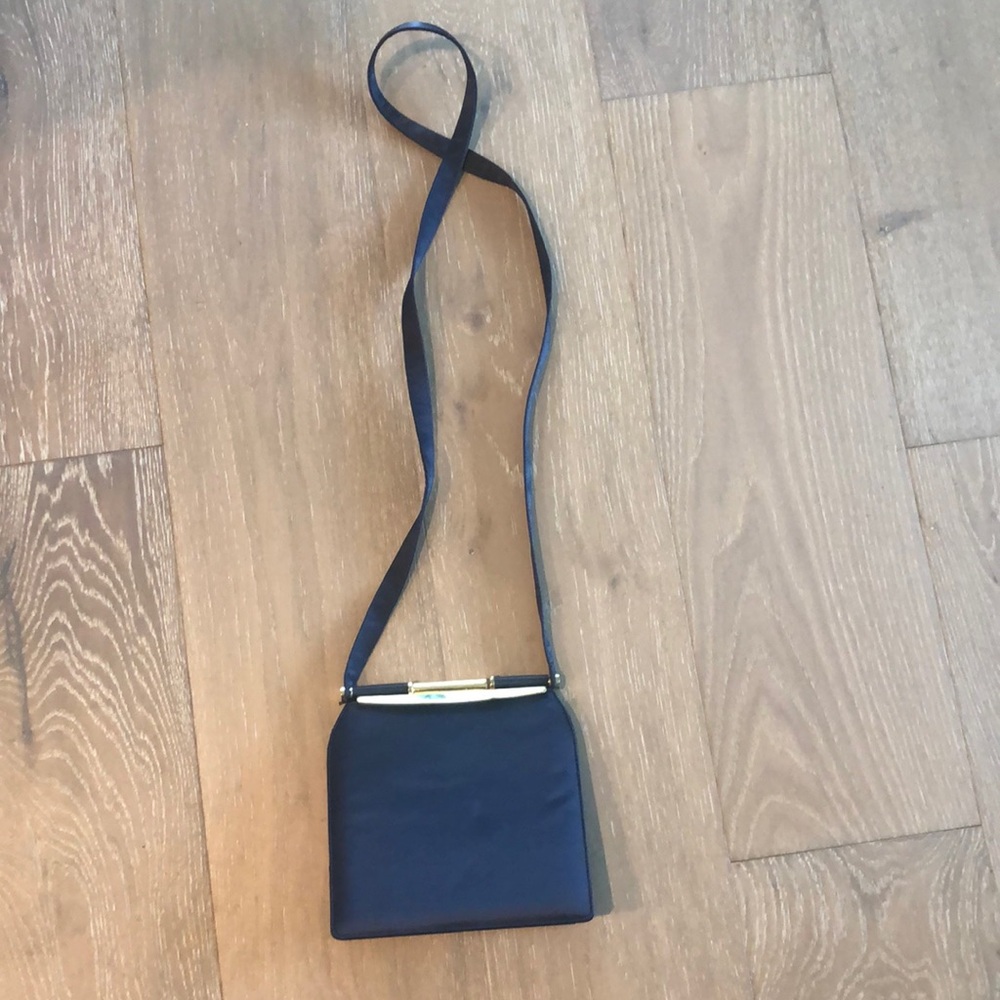Vintage handbag with tags